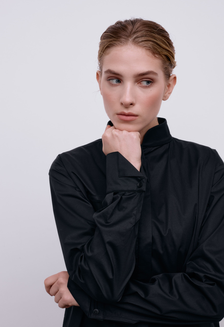 Flagman band-collar black shirt for her