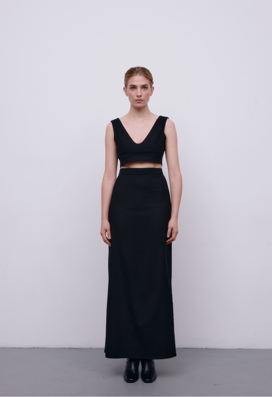 Flagman extra long black skirt