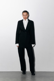 Pants from accented waist suit