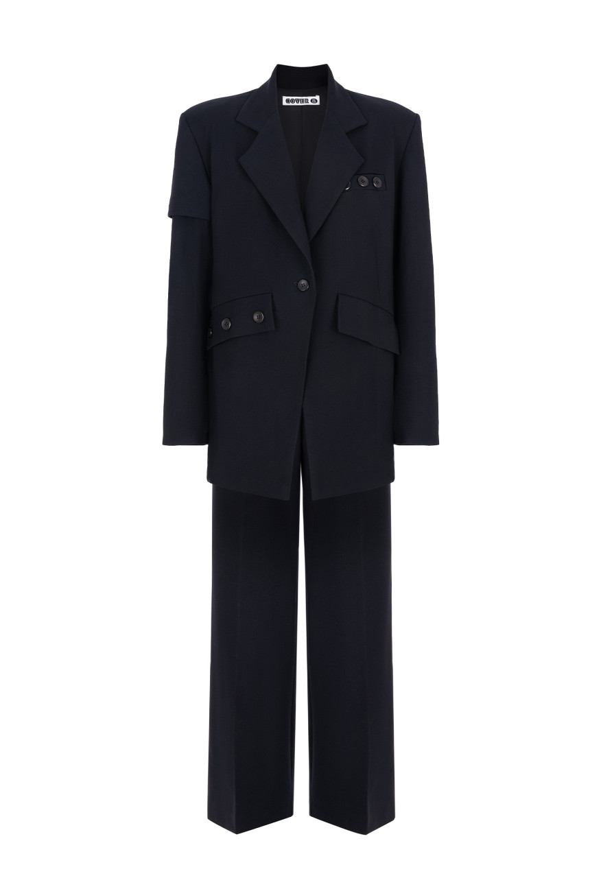 Three pieces suit with vest