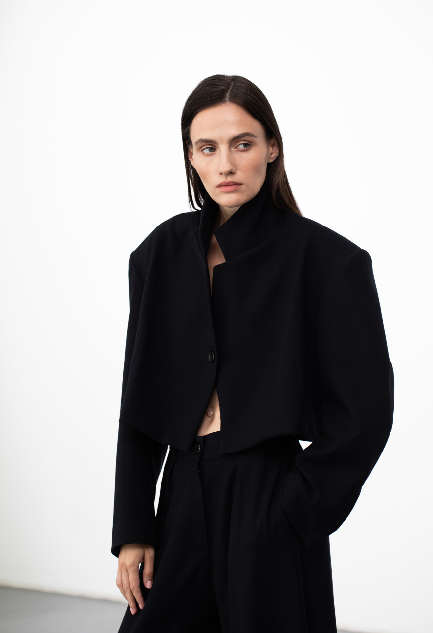 Cropped jacket and skirt-trousers suit