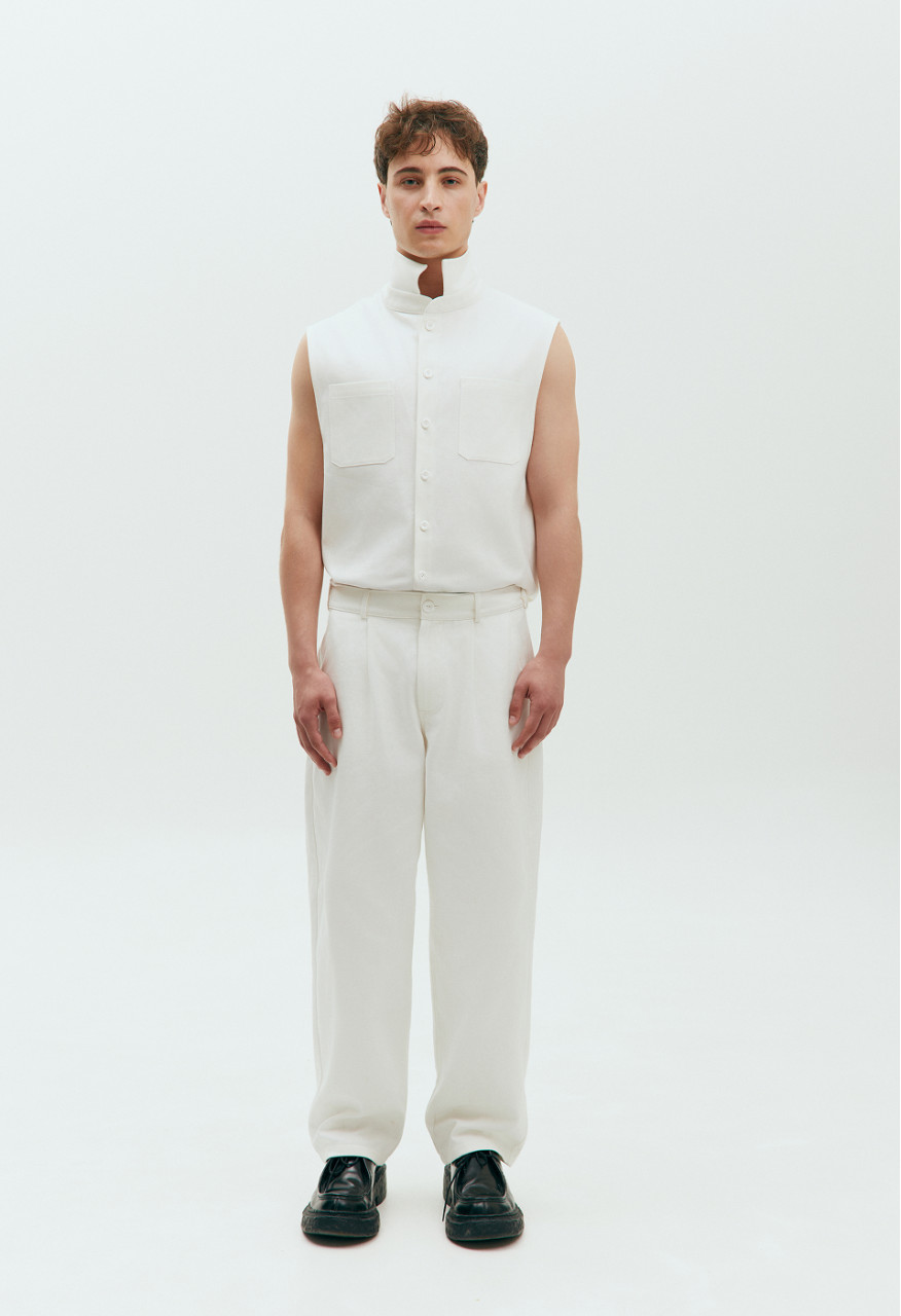 White denim trousers