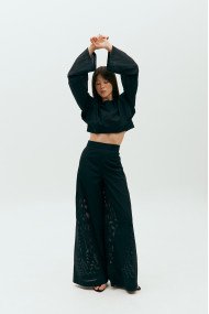 Perforated wide trousers 