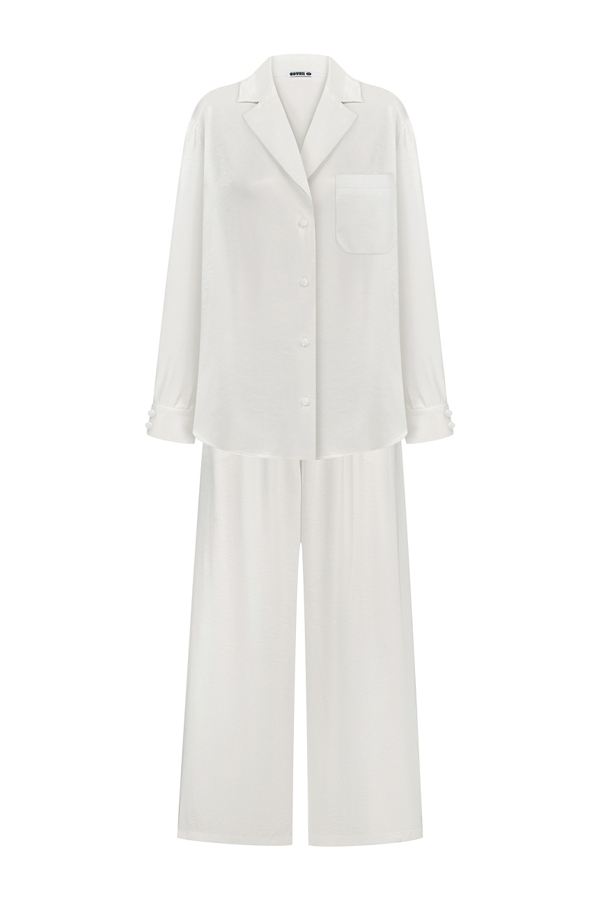 White flow lyocell suit