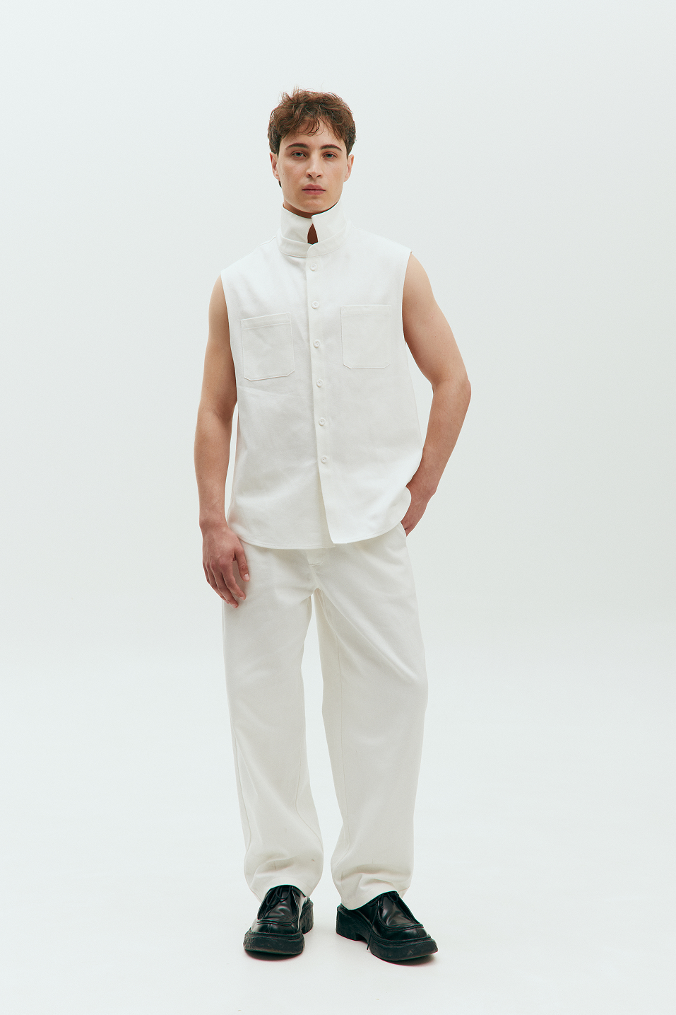White denim trousers
