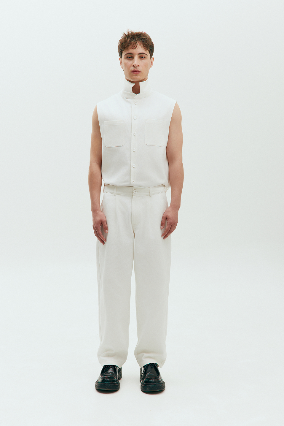 White denim trousers