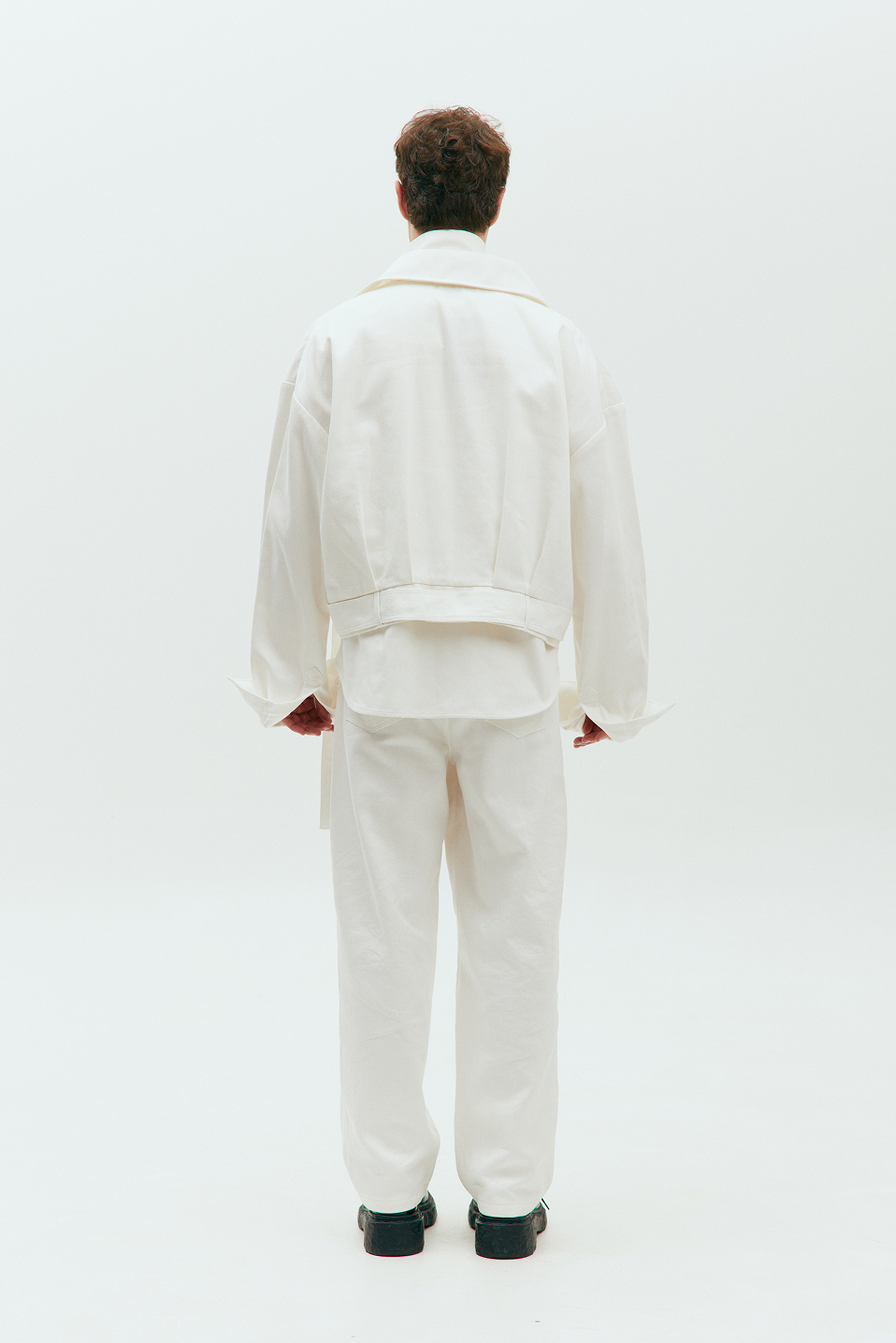White denim trousers