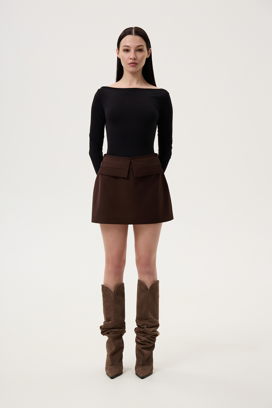 Brown mini skirt