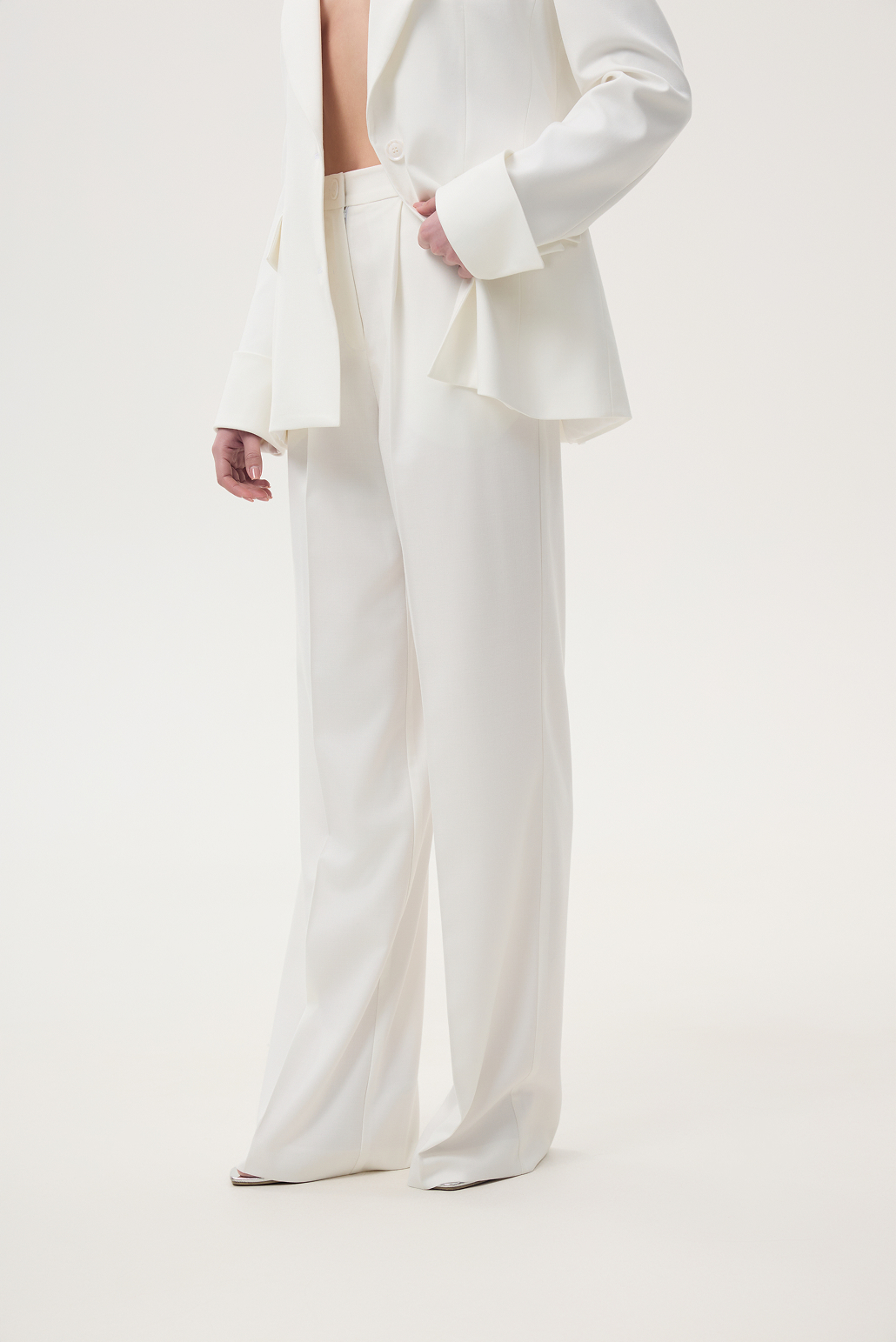 White classic trousers 